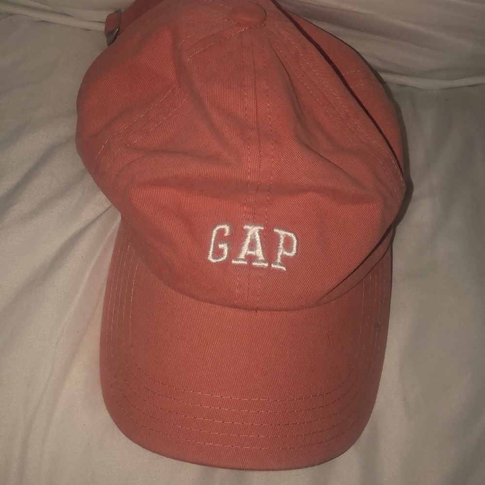 Gap hat